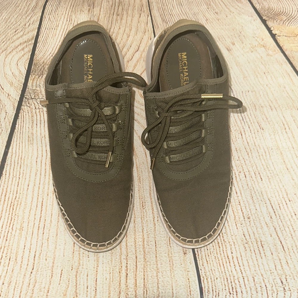 Michael Kors Khaki Sneakers